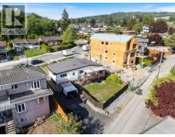 6890 Hycrest Drive, Burnaby, BC V5B2X2 Photo 23