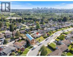 6890 Hycrest Drive, Burnaby, BC V5B2X2 Photo 32