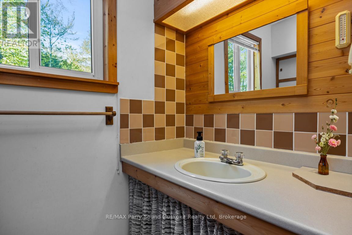 14 BURNEGIE LANE - 30