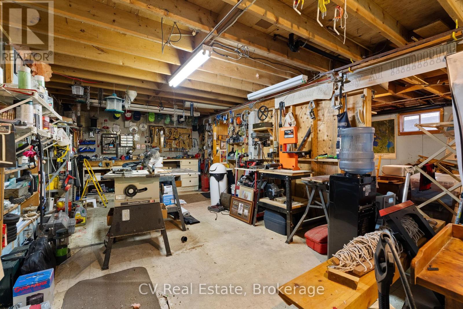 1067 OSBORNE PT ROAD - 40