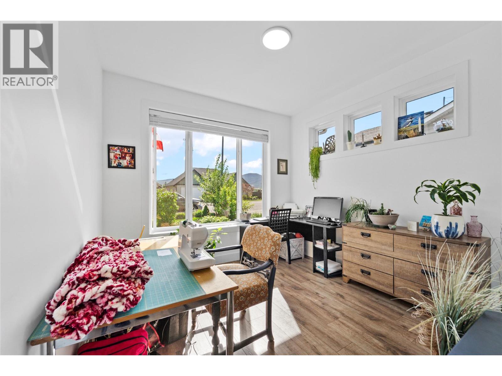 1671 FIR Road - 6