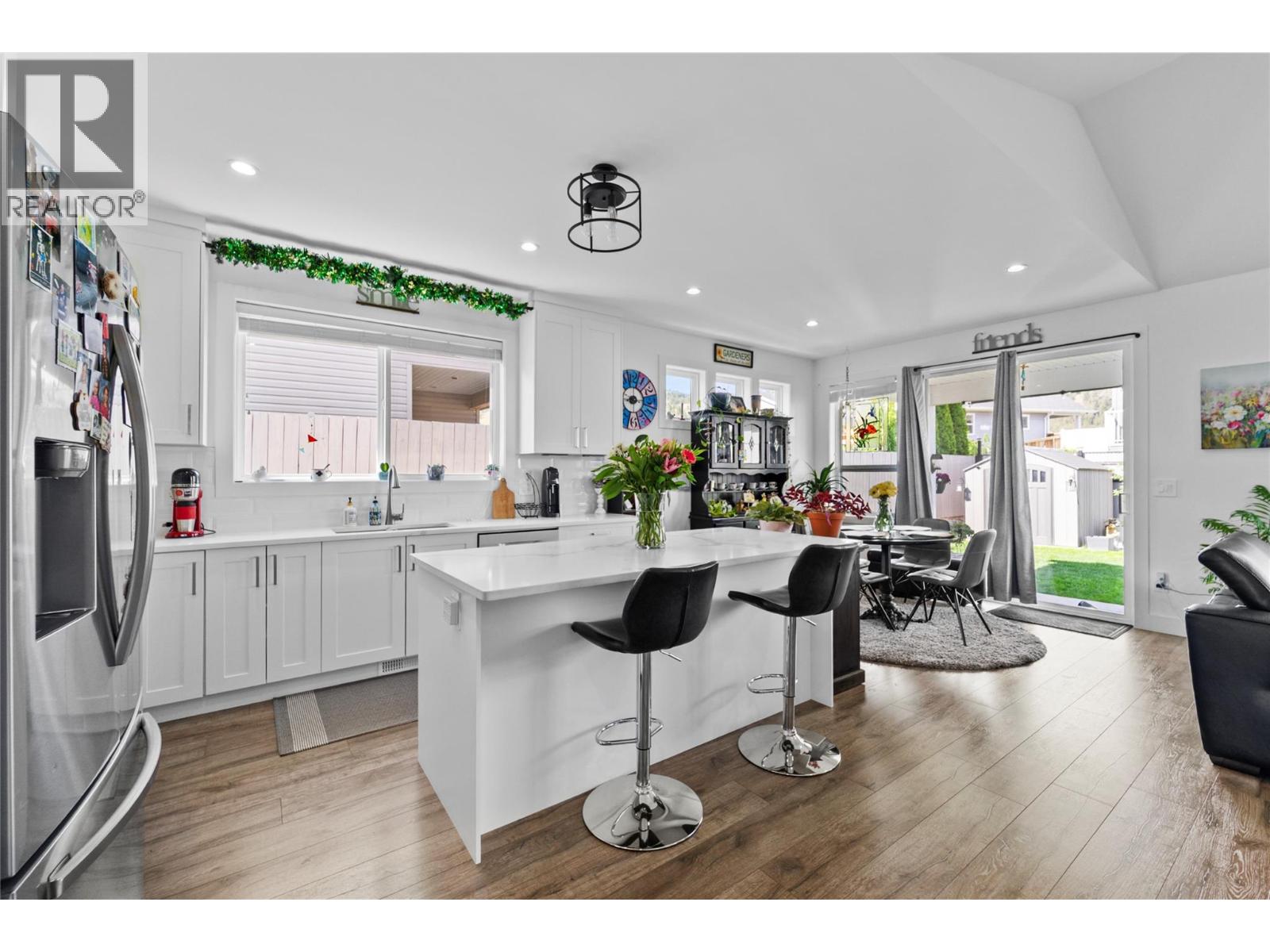 1671 FIR Road - 8
