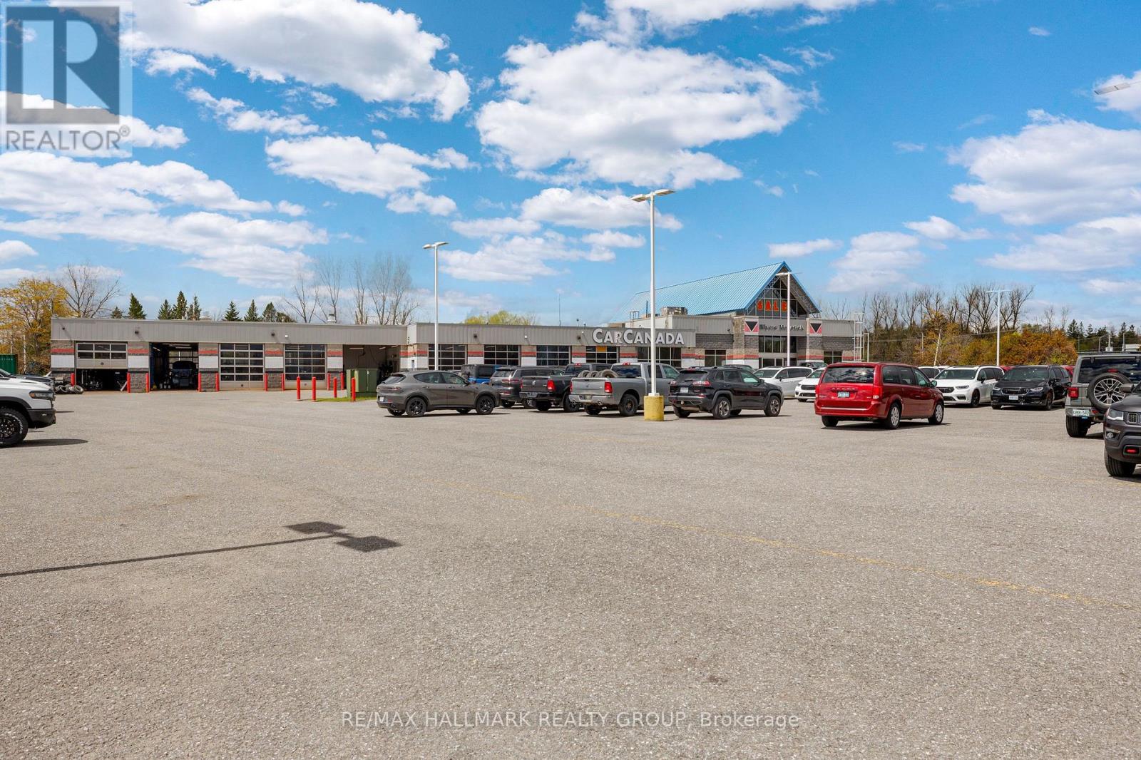 Business for Sale in Ottawa – 5791 PRINCE OF WALES DRIVE, Ottawa – MLS# X13123212 - Image 24