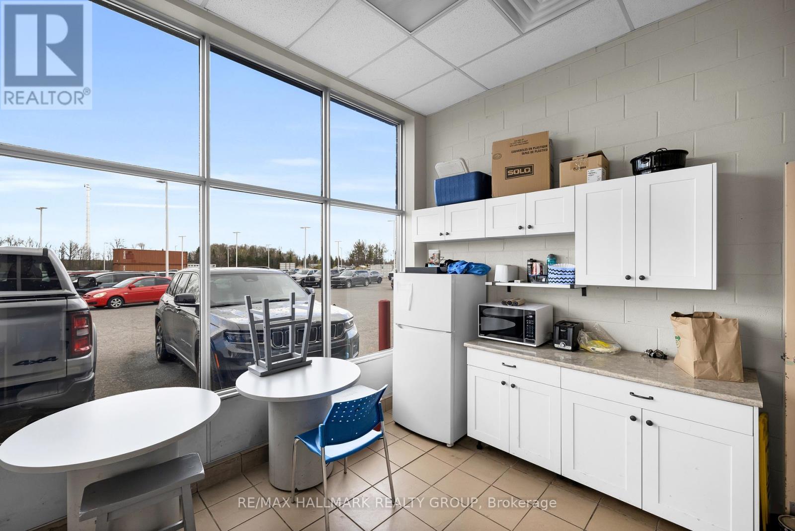 Business for Sale in Ottawa – 5791 PRINCE OF WALES DRIVE, Ottawa – MLS# X13123212 - Image 38