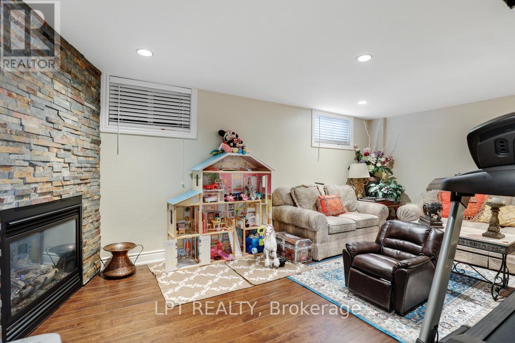 1773 ST BARBARA STREET - 18