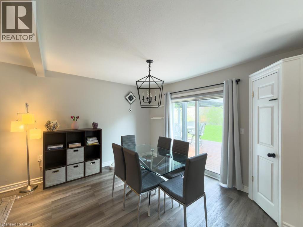 21 MAPLEWOOD Court - 14