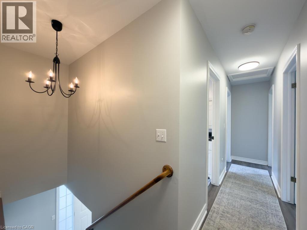 21 MAPLEWOOD Court - 21