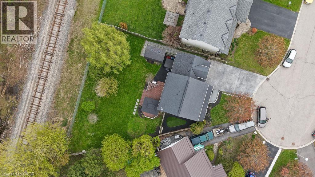 21 MAPLEWOOD Court - 46