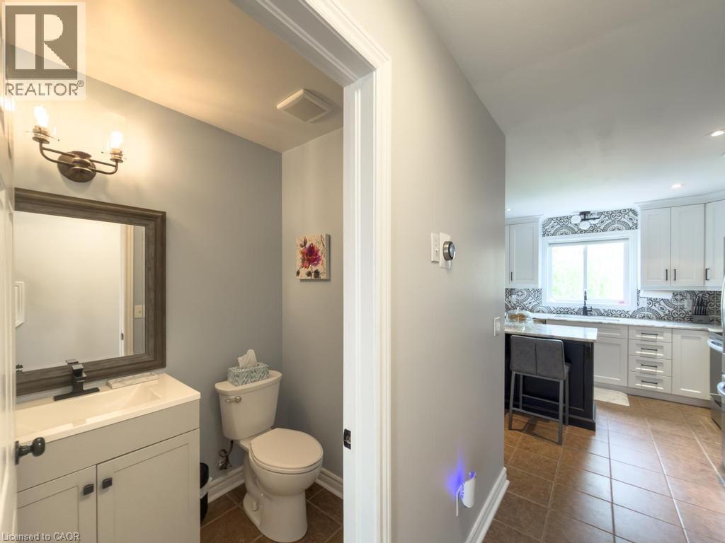 21 MAPLEWOOD Court - 9