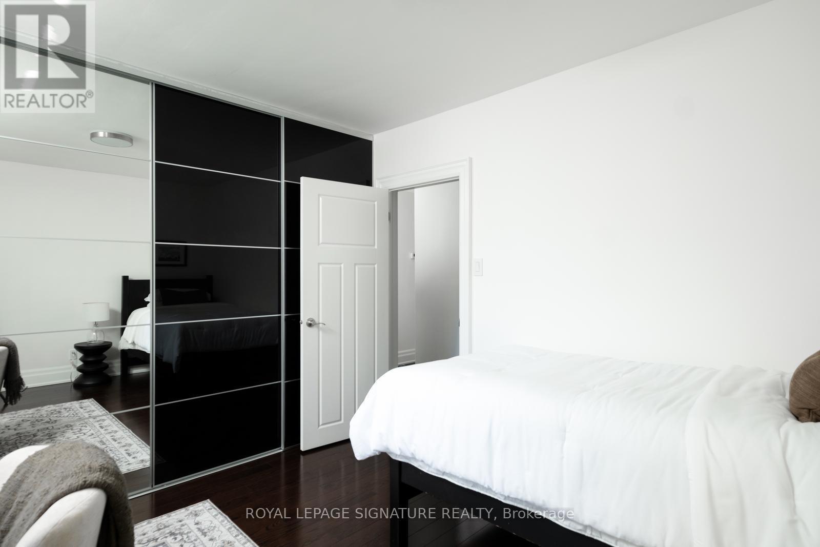 139 HOLCOLM ROAD - 27