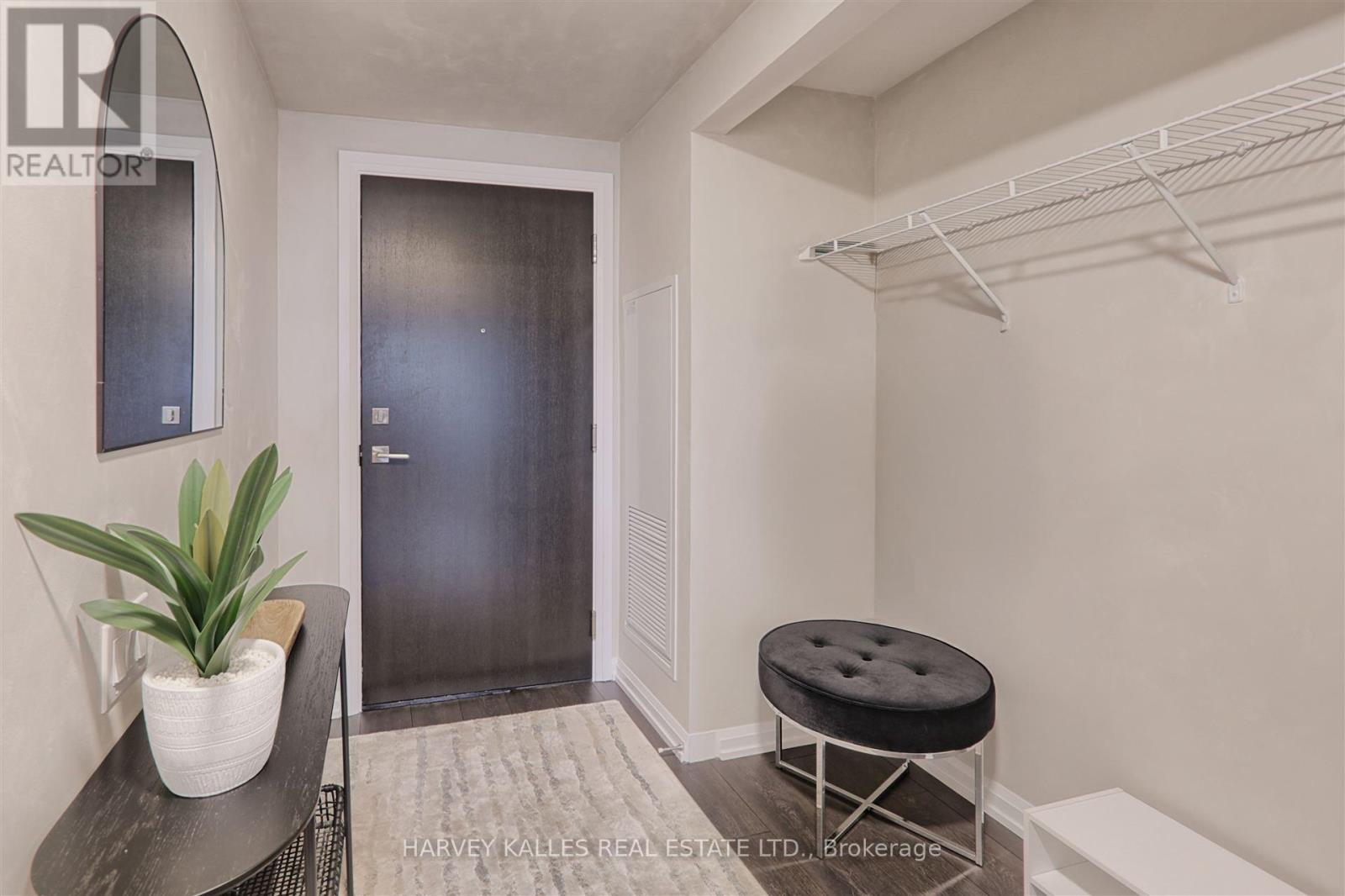 #412 4208 DUNDAS STREET W - 26