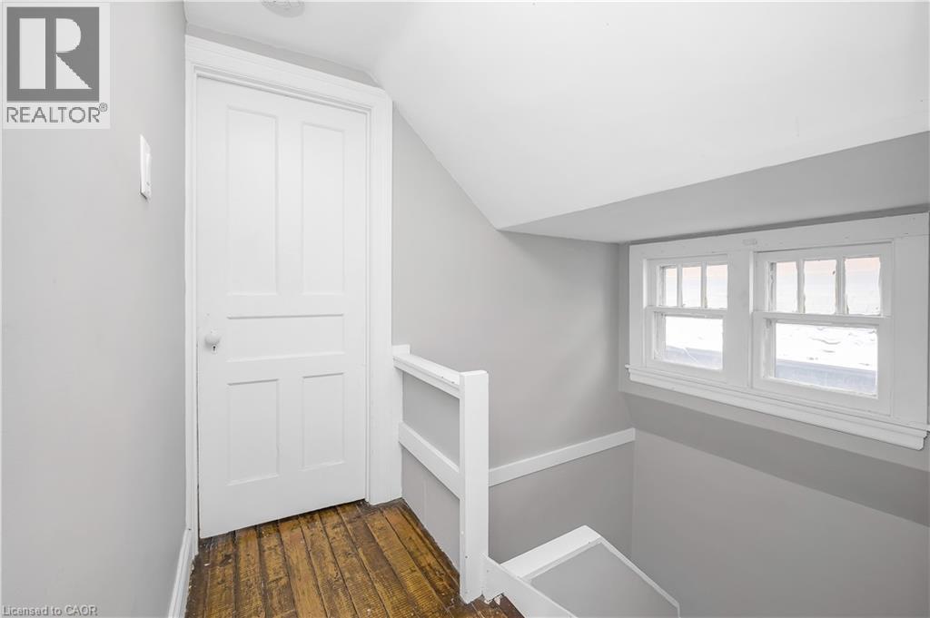 77 PROCTOR Boulevard - 29