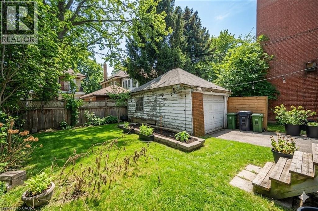 77 PROCTOR Boulevard - 42