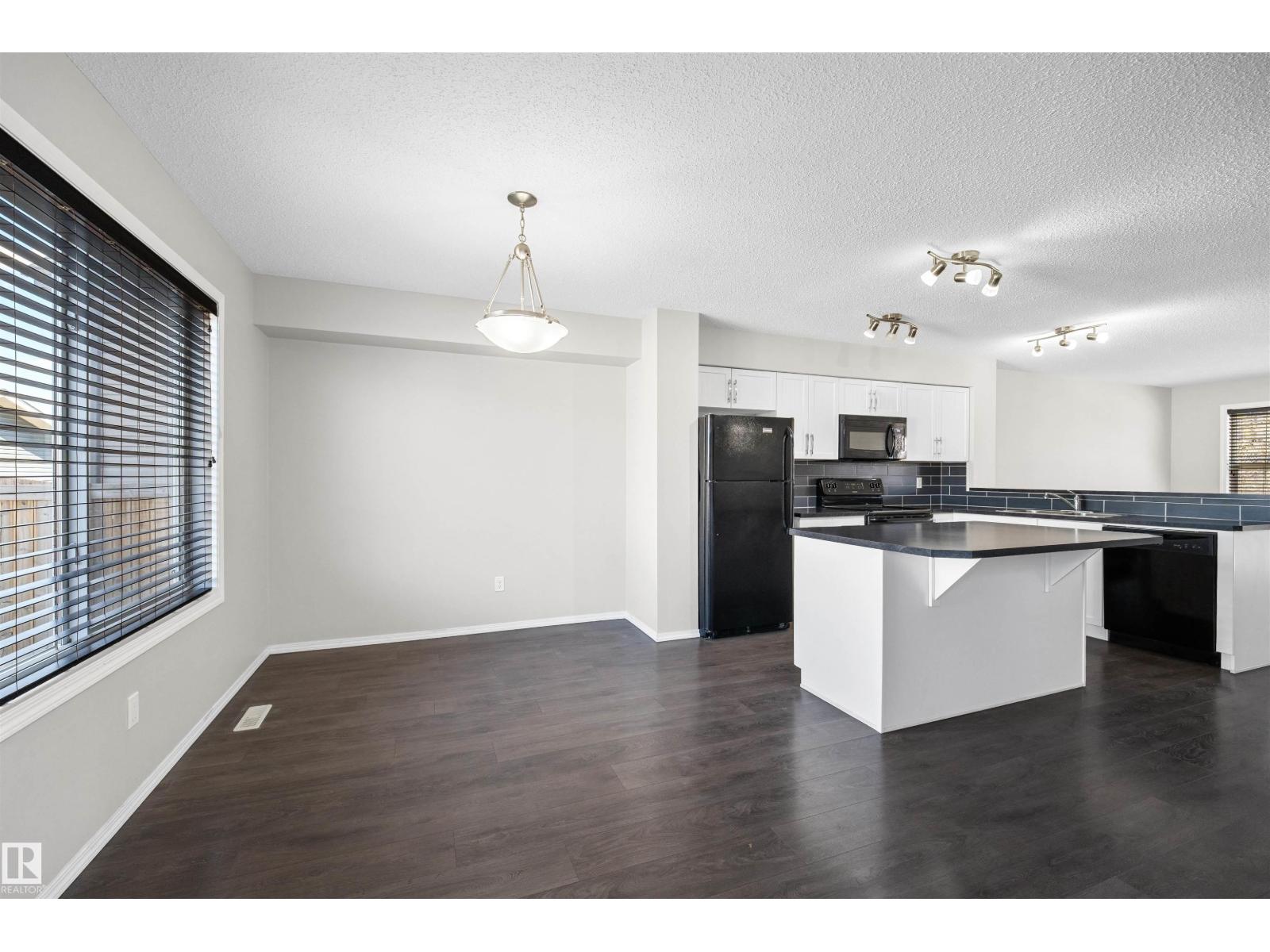 3041 ARTHURS CR SW SW - 18