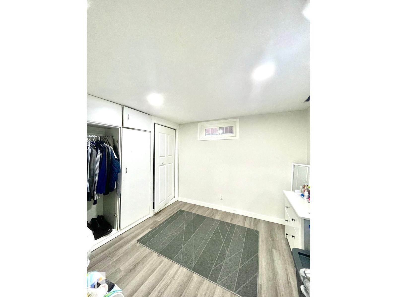 8620 137 AV NW - 16