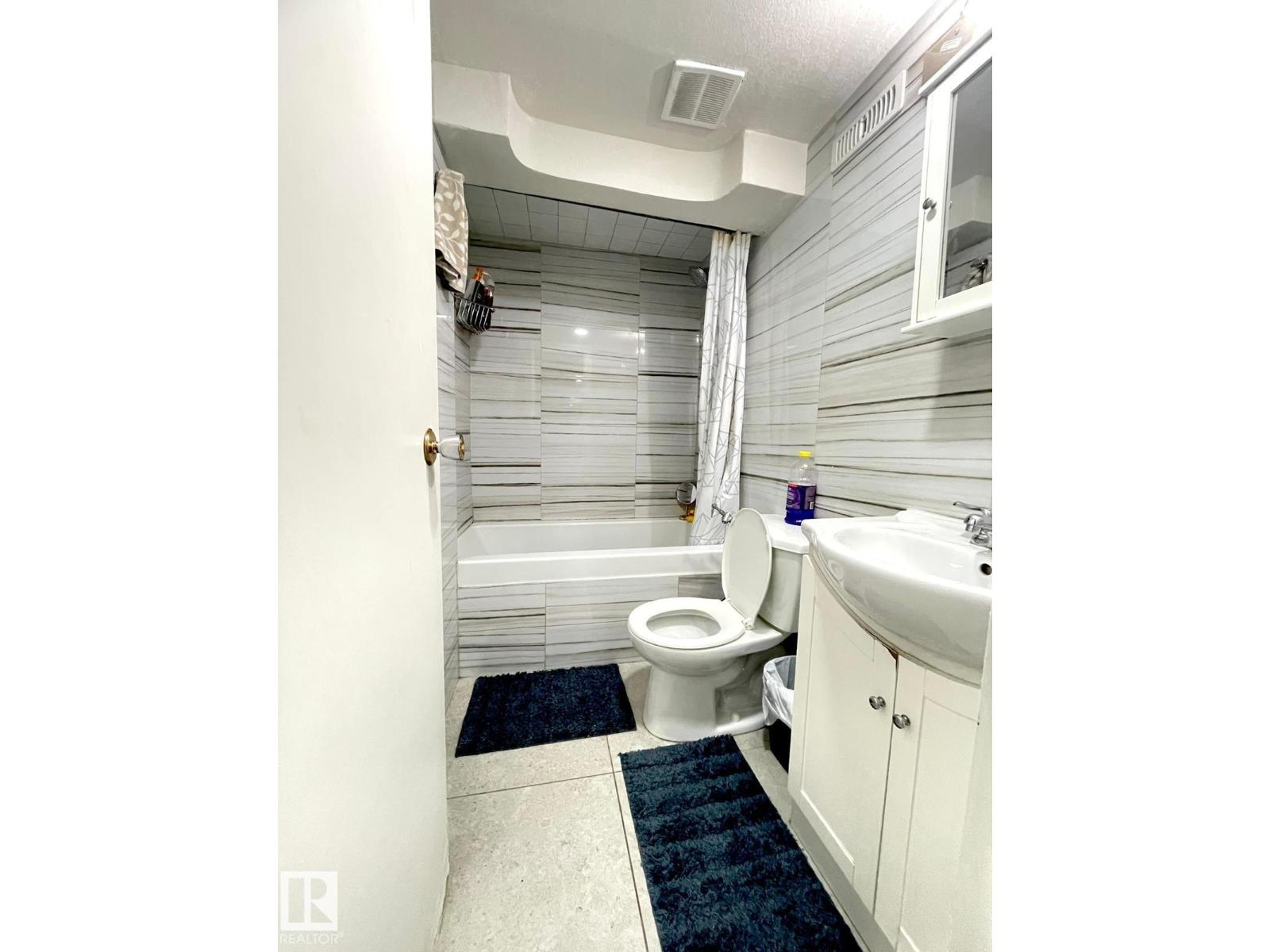 8620 137 AV NW - 20