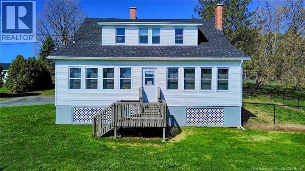 136 Riverview Drive - Image 2