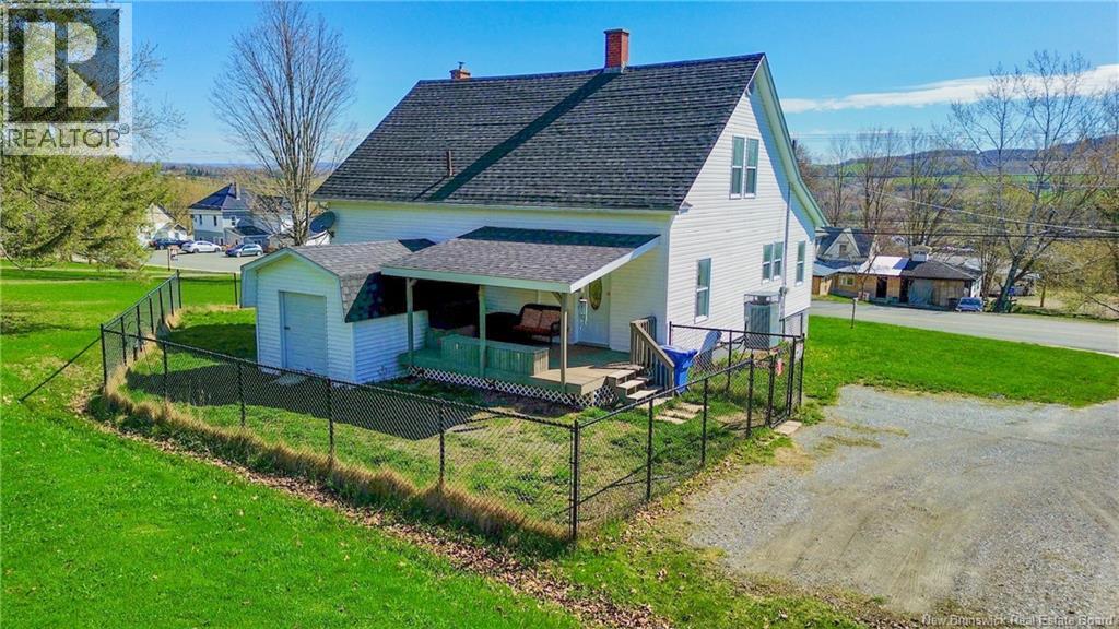 136 Riverview Drive - 4