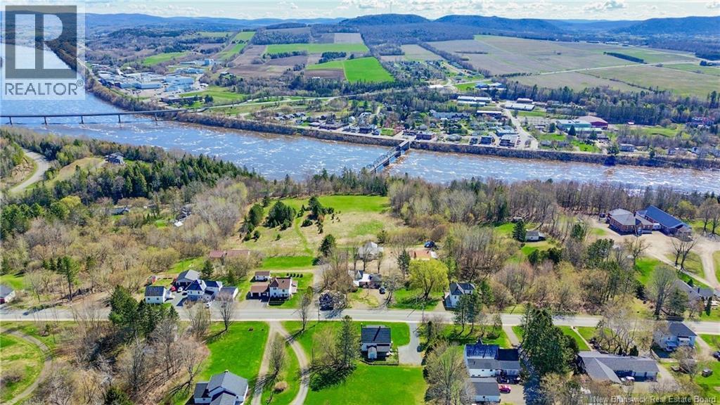 136 Riverview Drive - 48