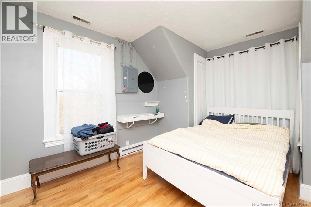 15 Allison Avenue - 25