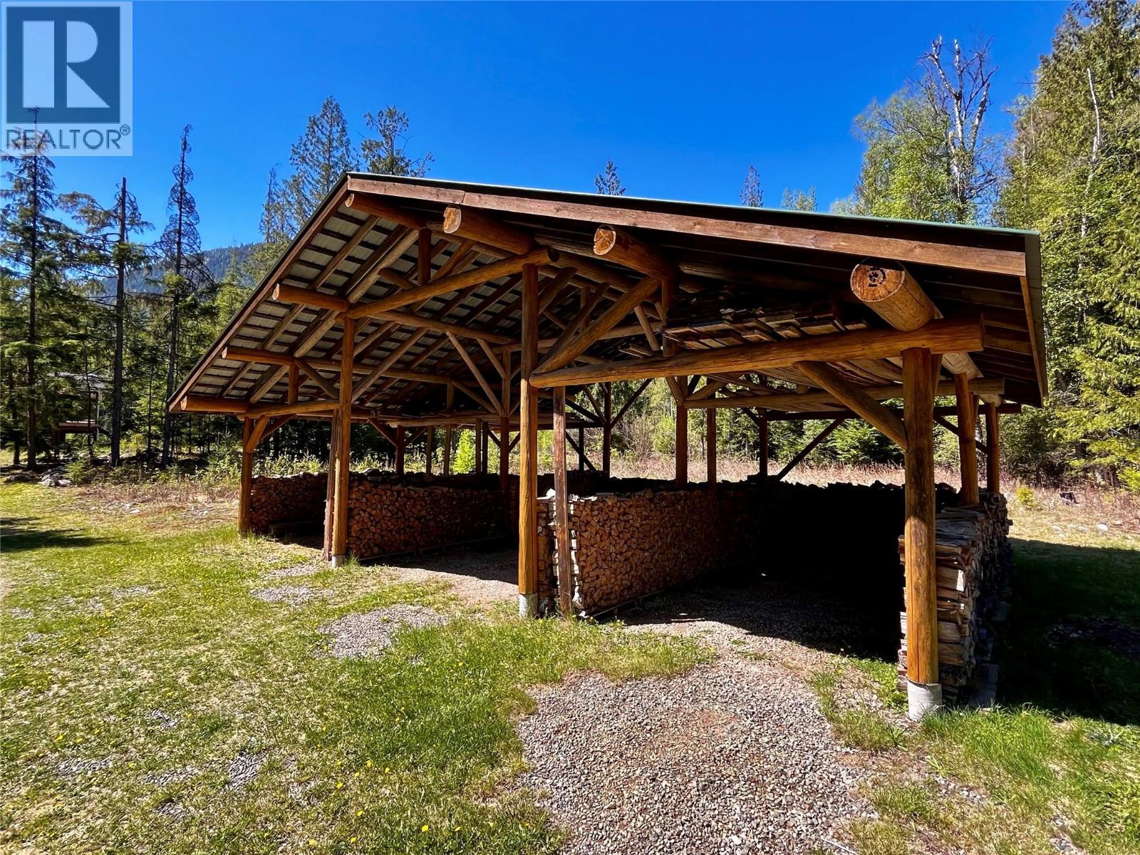 390 Silver Queen Road - 24