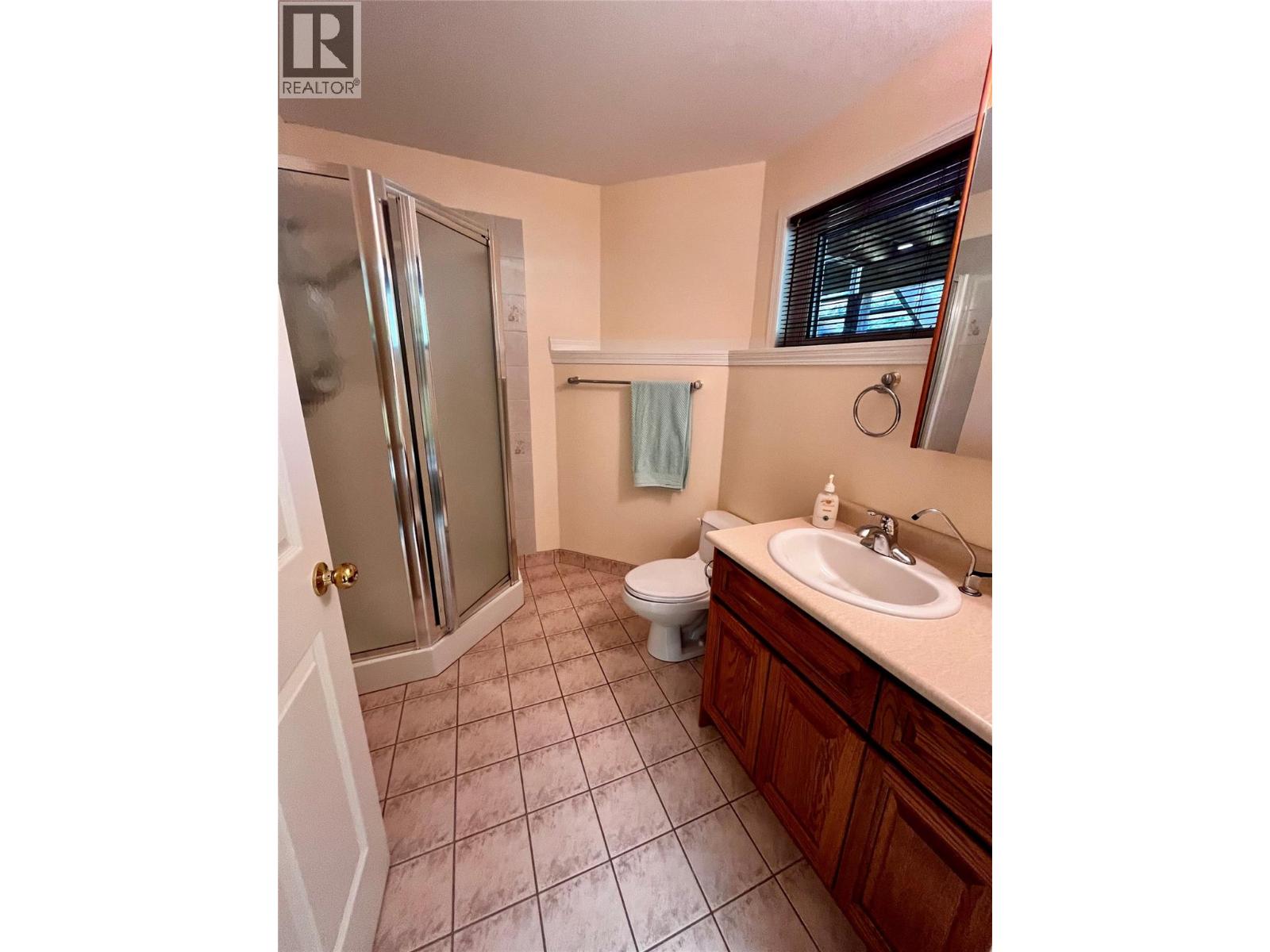 390 Silver Queen Road - 58