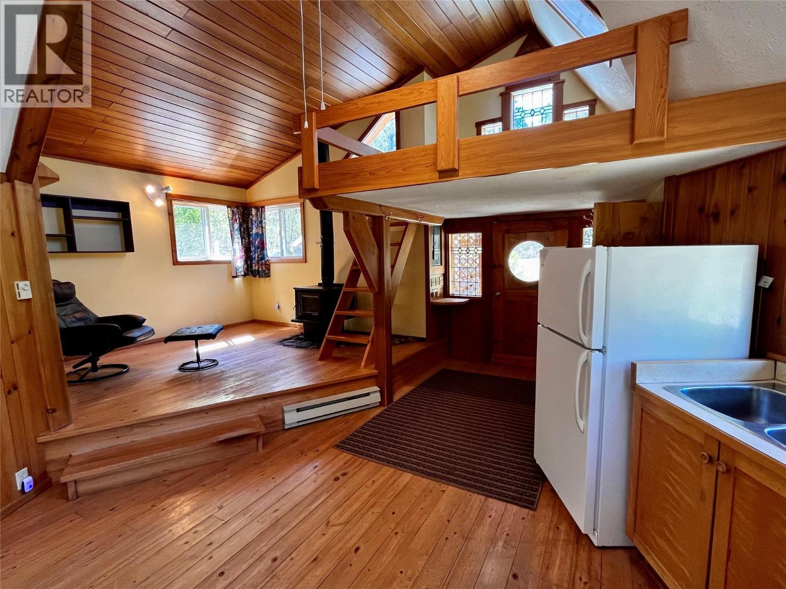 390 Silver Queen Road - 87