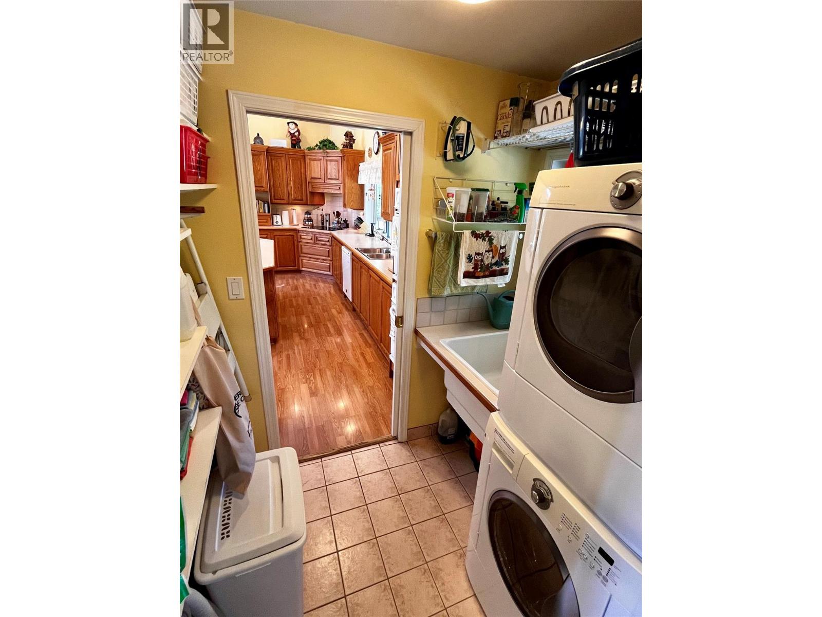 390 Silver Queen Road - 40