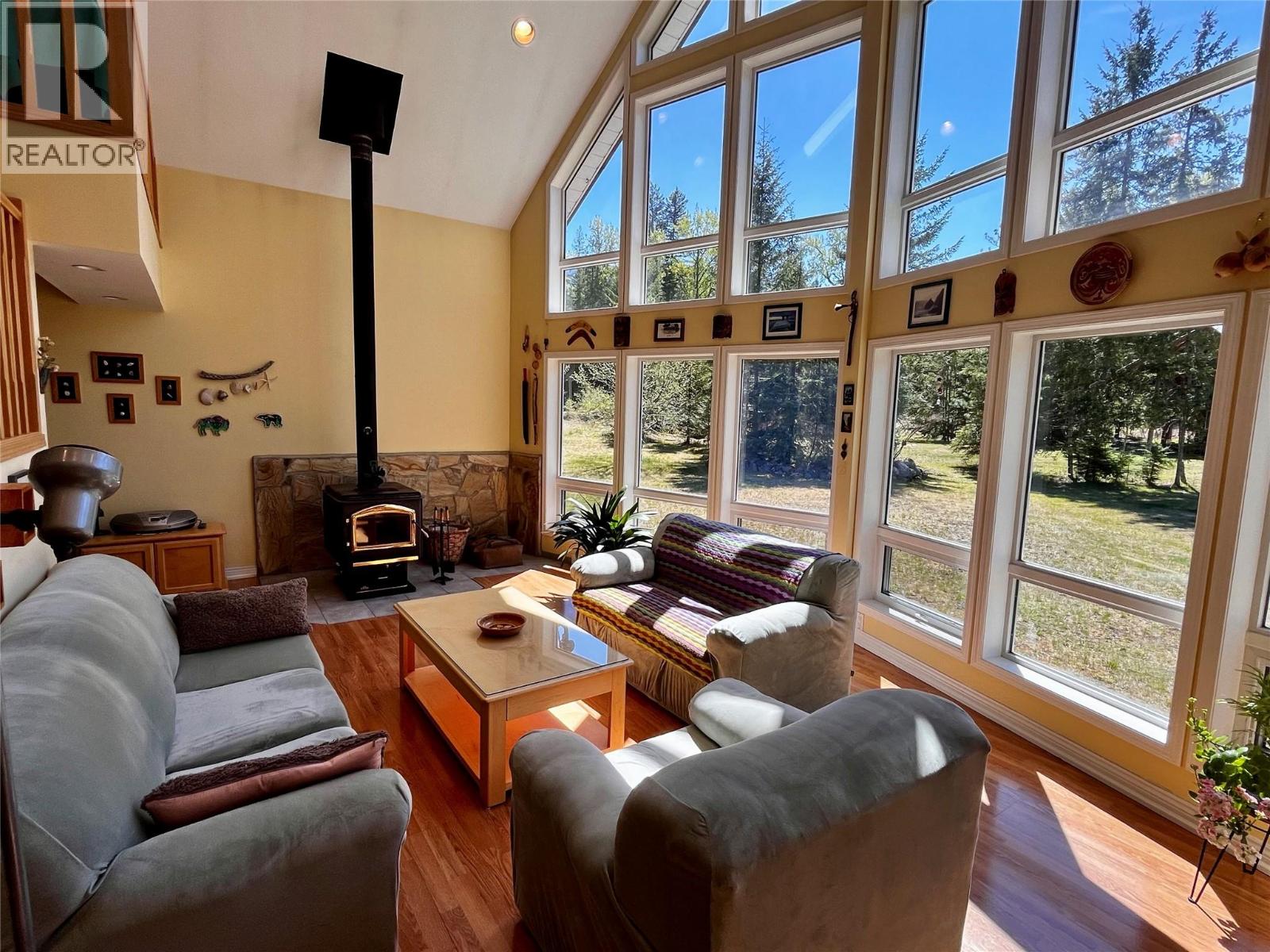 390 Silver Queen Road - 27