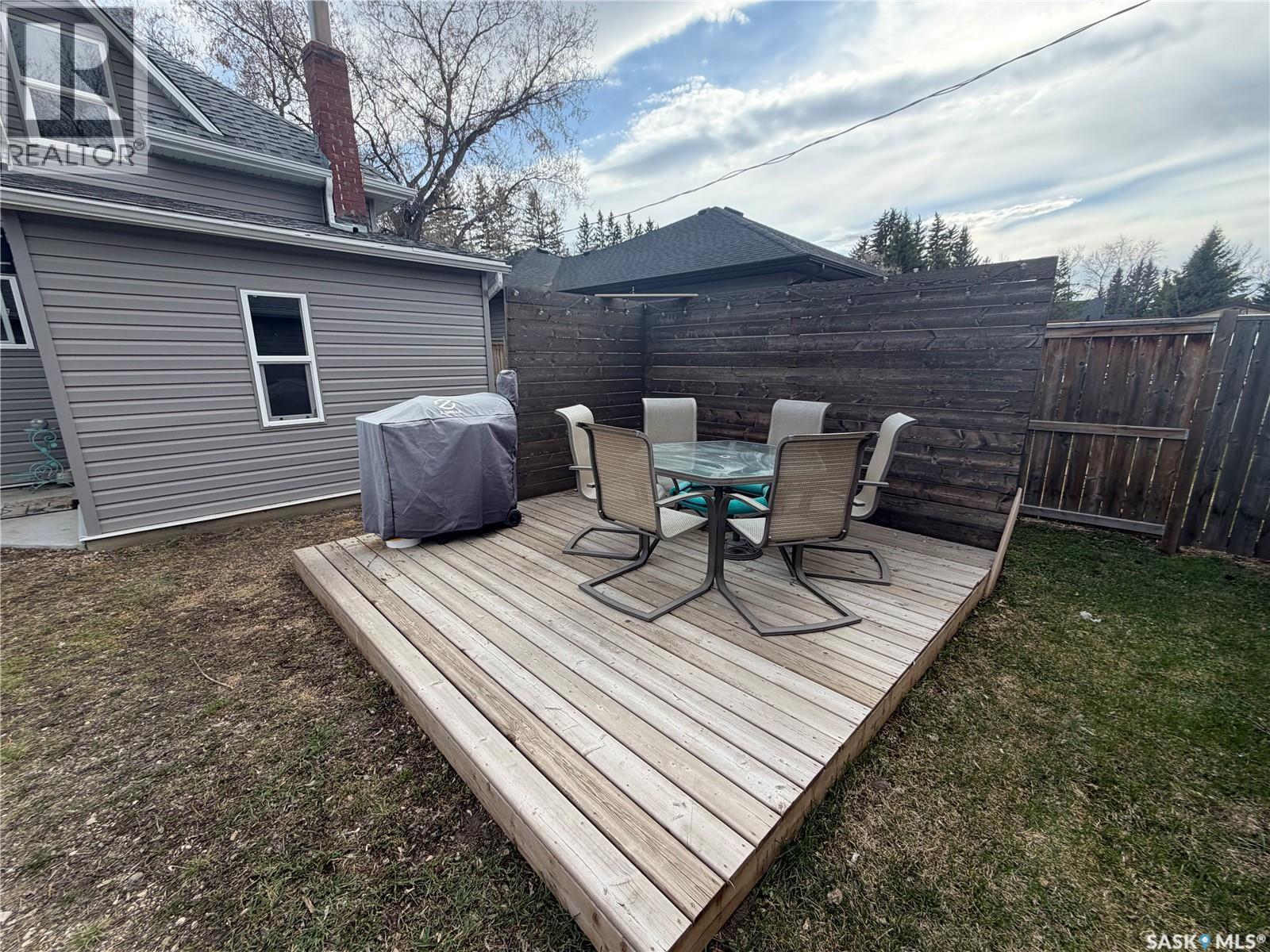 210 2nd AVENUE S - 18