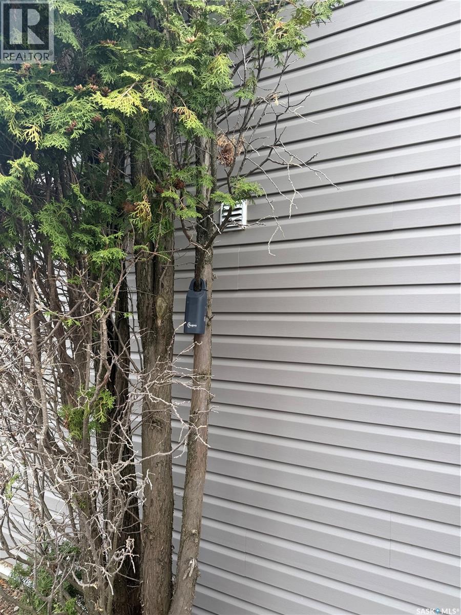 210 2nd AVENUE S - 27