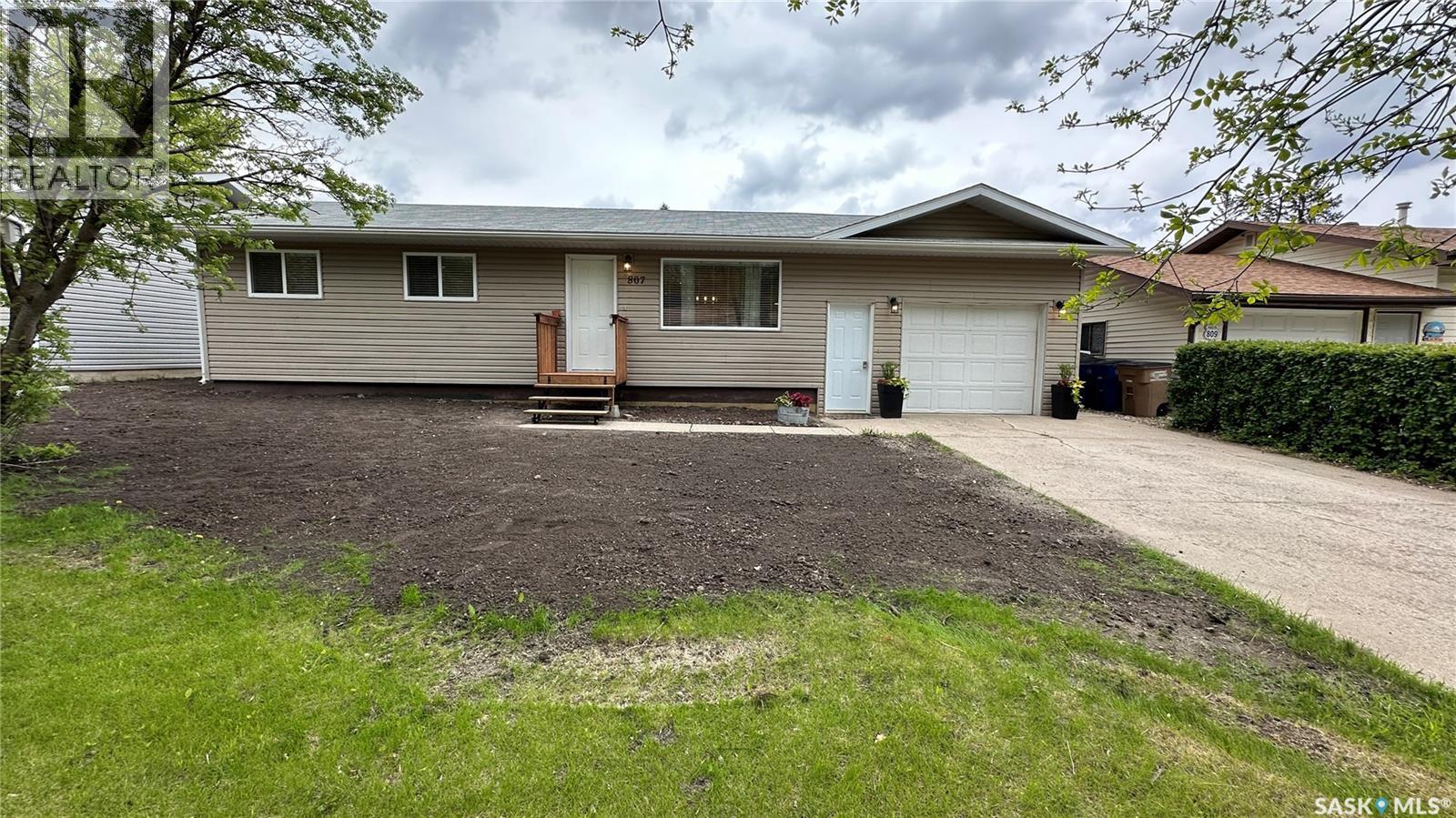 807 107th AVENUE - 1