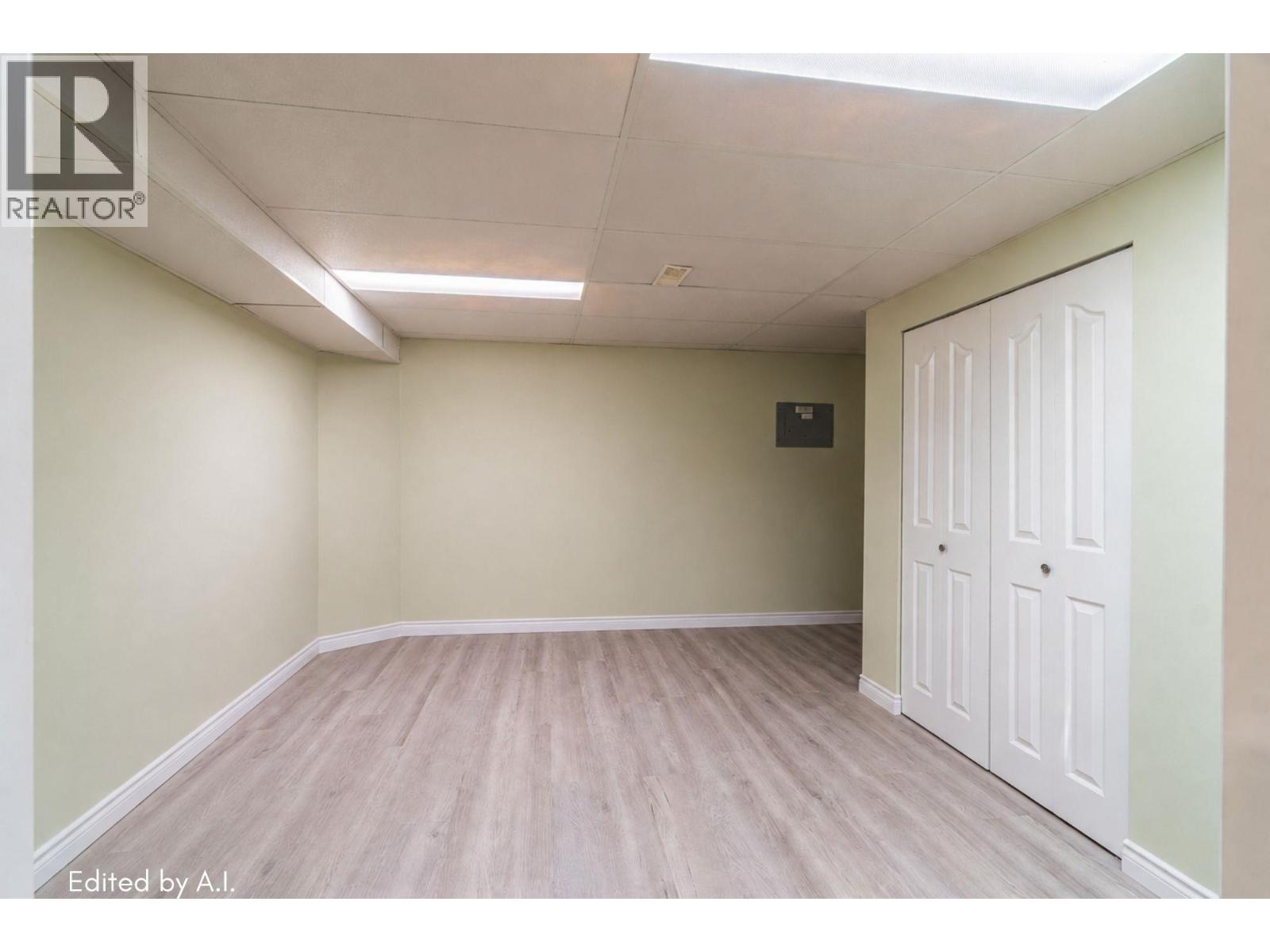 #12 2655 Westsyde Road - 26