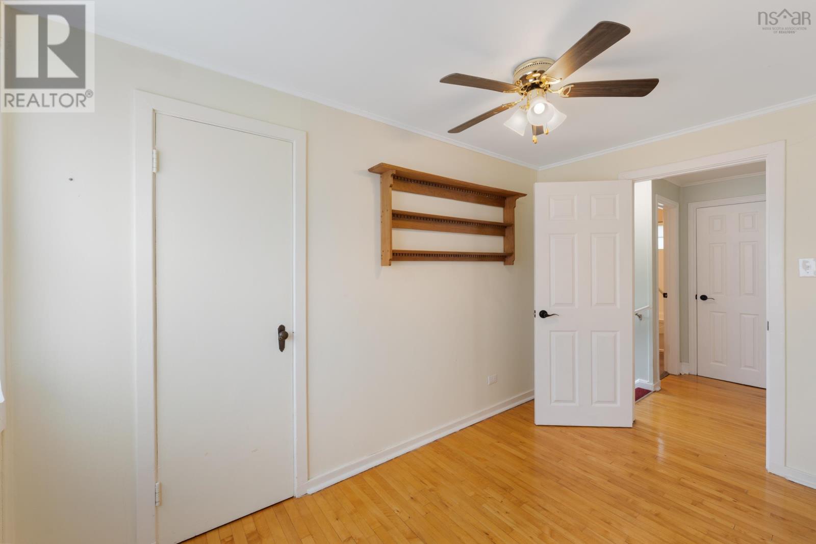 122 Cote Des Neiges Road - 19