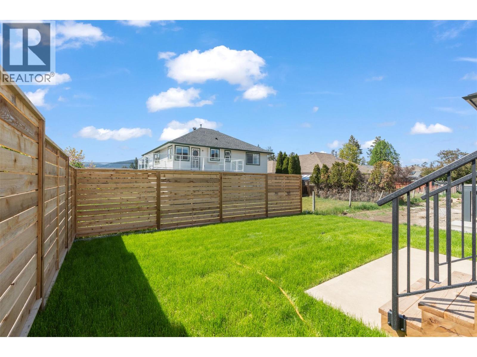 #102 2455 Bradley Drive Lot# 4 - 59