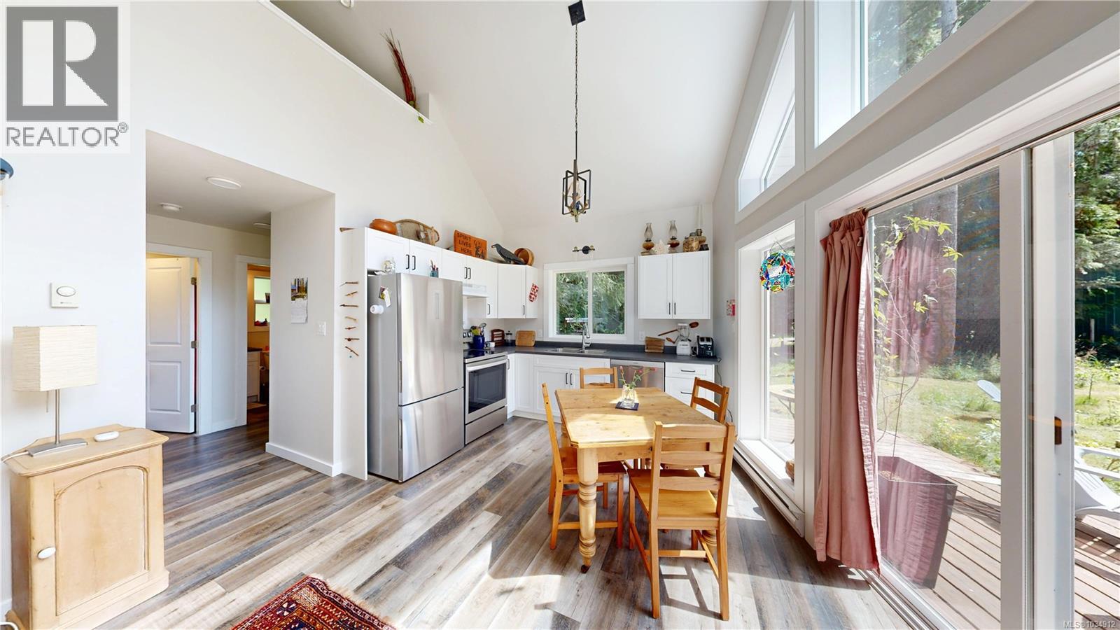 883 Mary Rd - 5