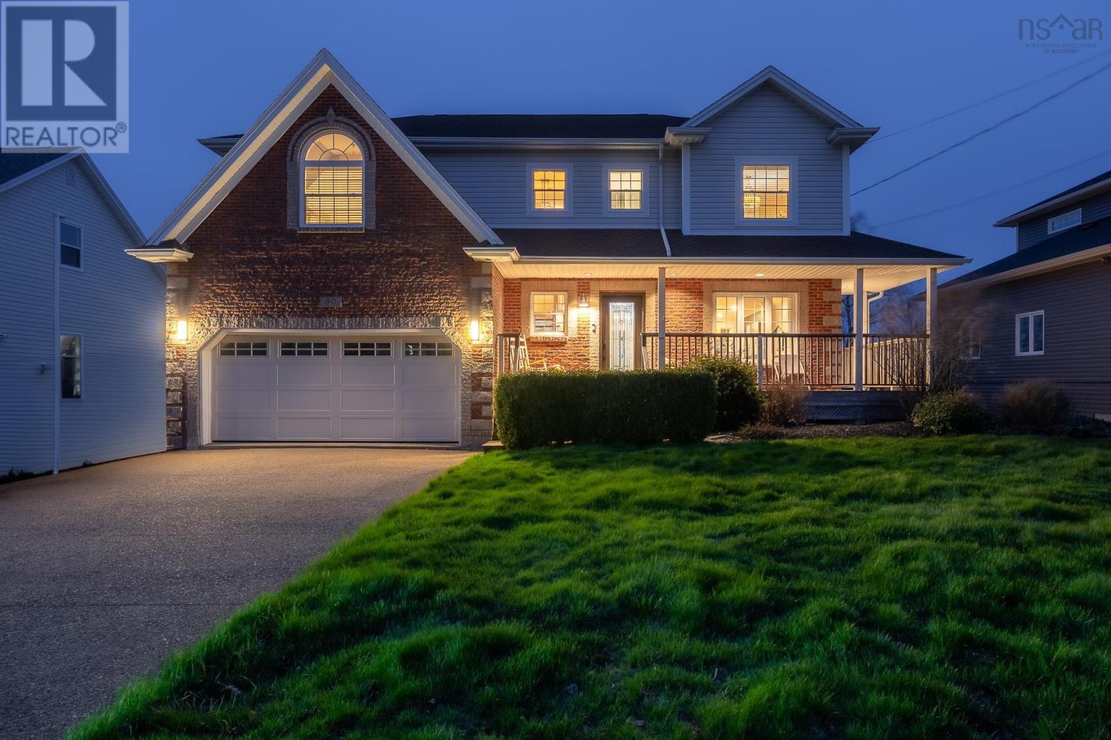 Property photo of 60 Lakeridge Crescent