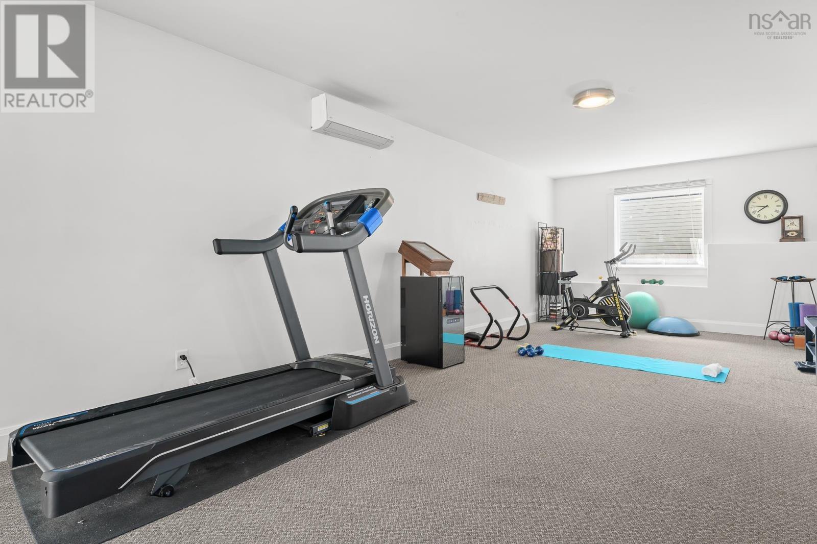 Property 35 of 49 of 60 Lakeridge Crescent