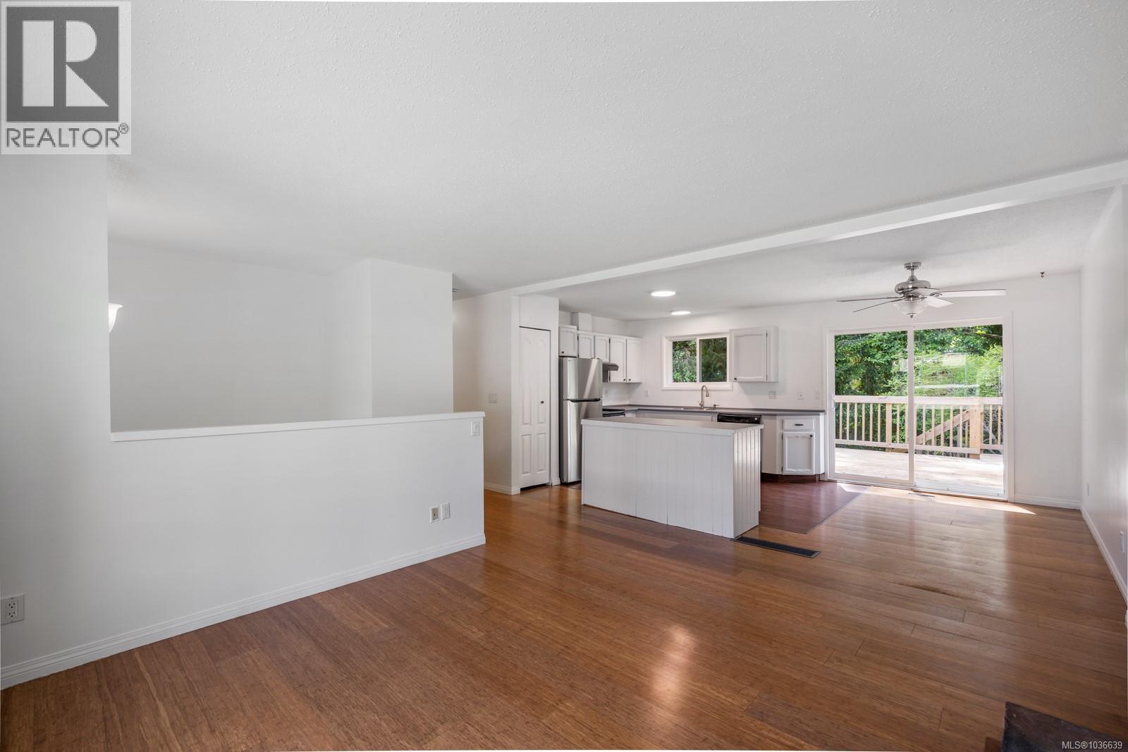 1495 Hobson Ave - 11