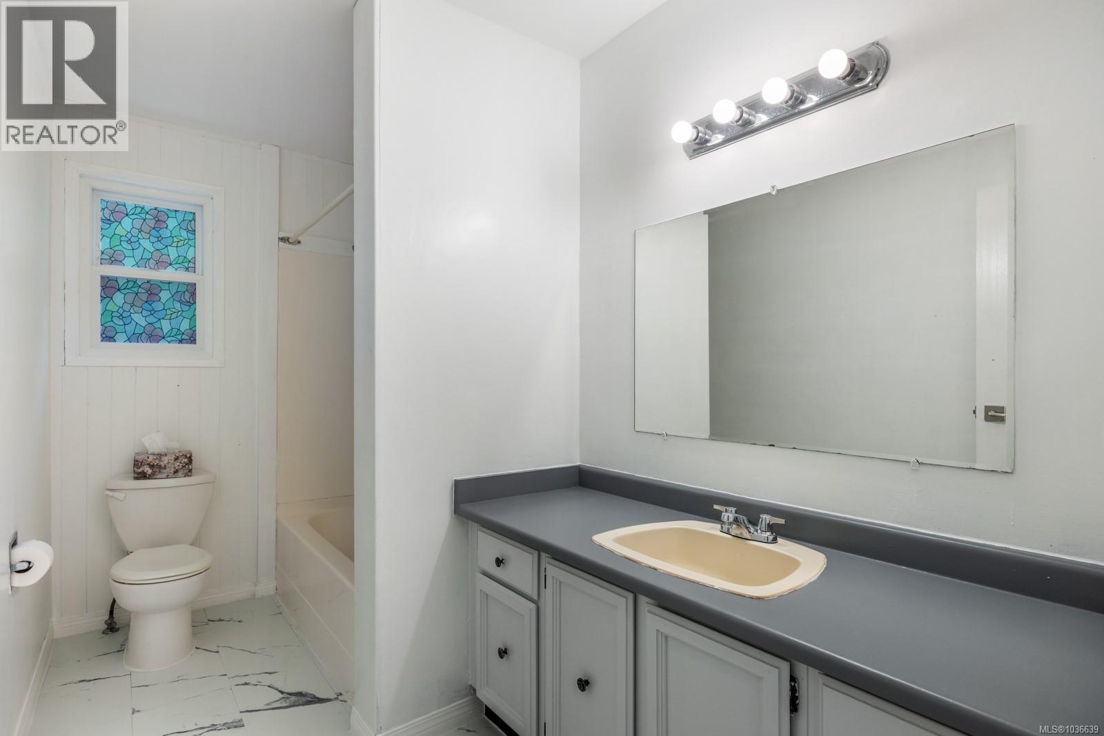 1495 Hobson Ave - 24