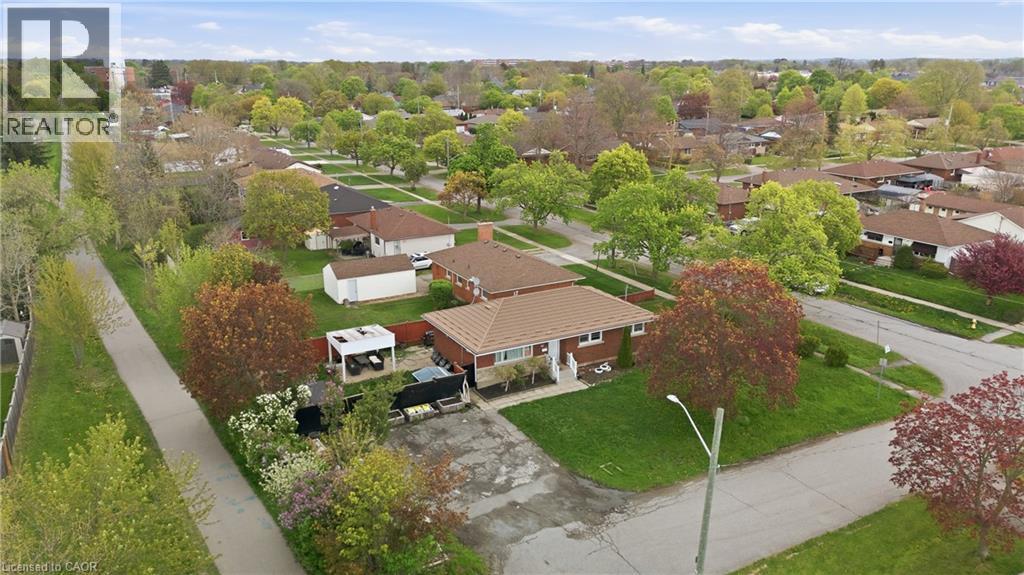 42 SUNNYLEA Drive, St. Catharines, Ontario, L2M5Z8 — Photo 20