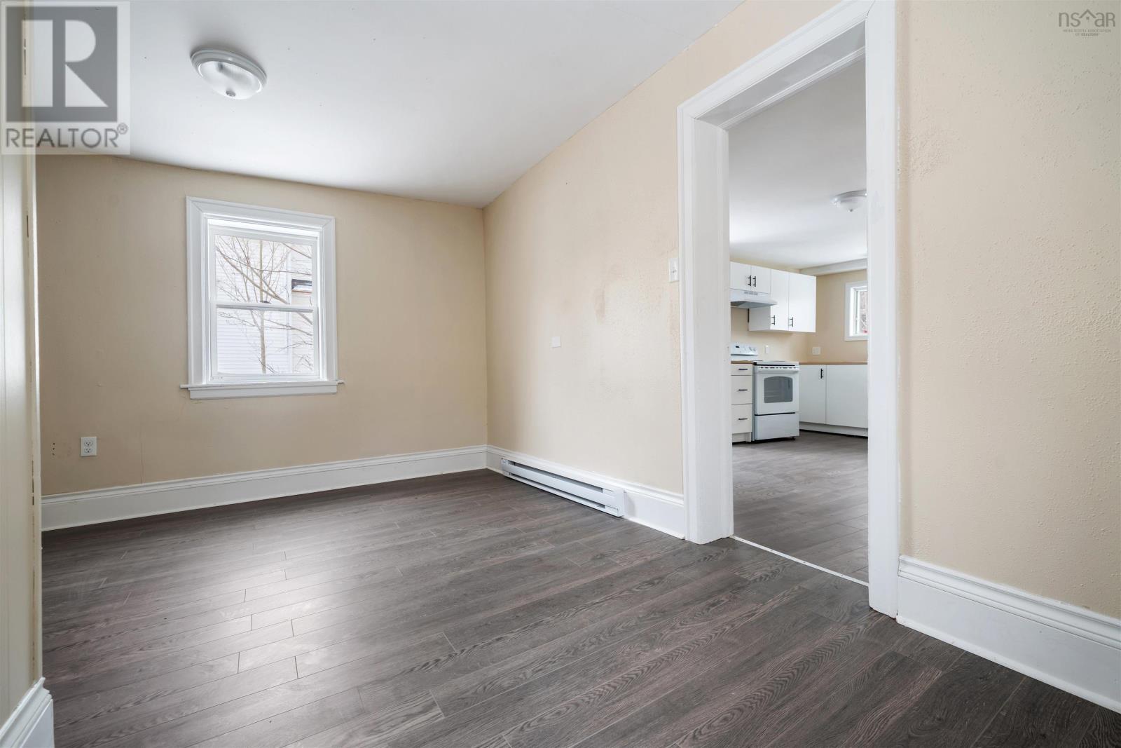 34 A & B St Mary's Street - 35