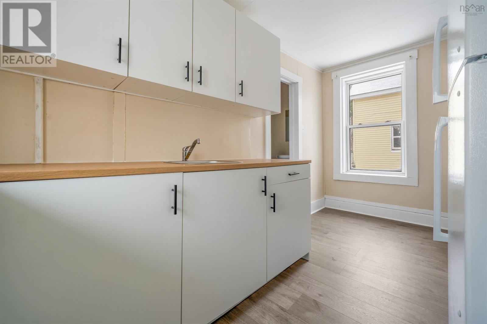 34 A & B St Mary's Street - 15