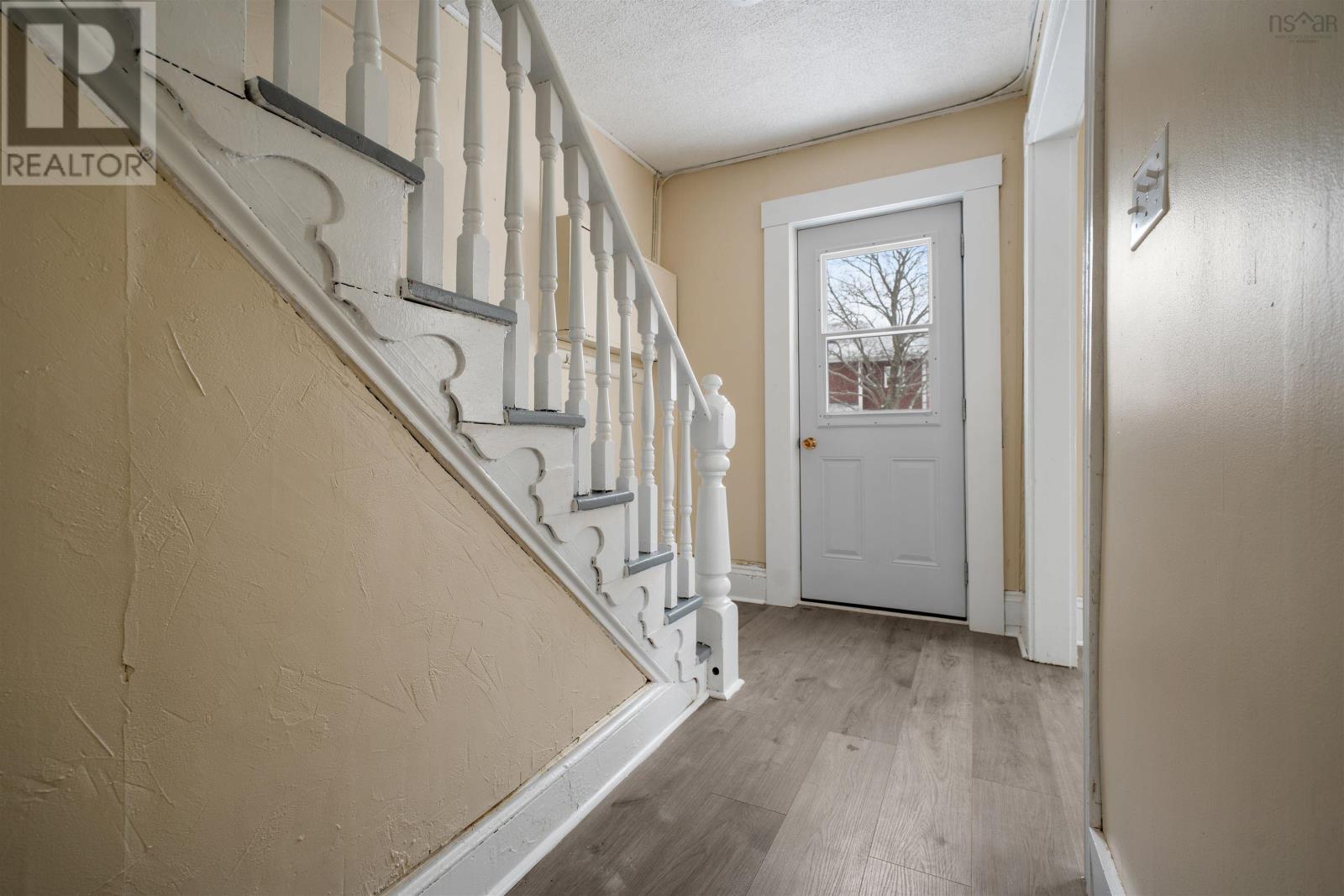 34 A & B St Mary's Street - 11