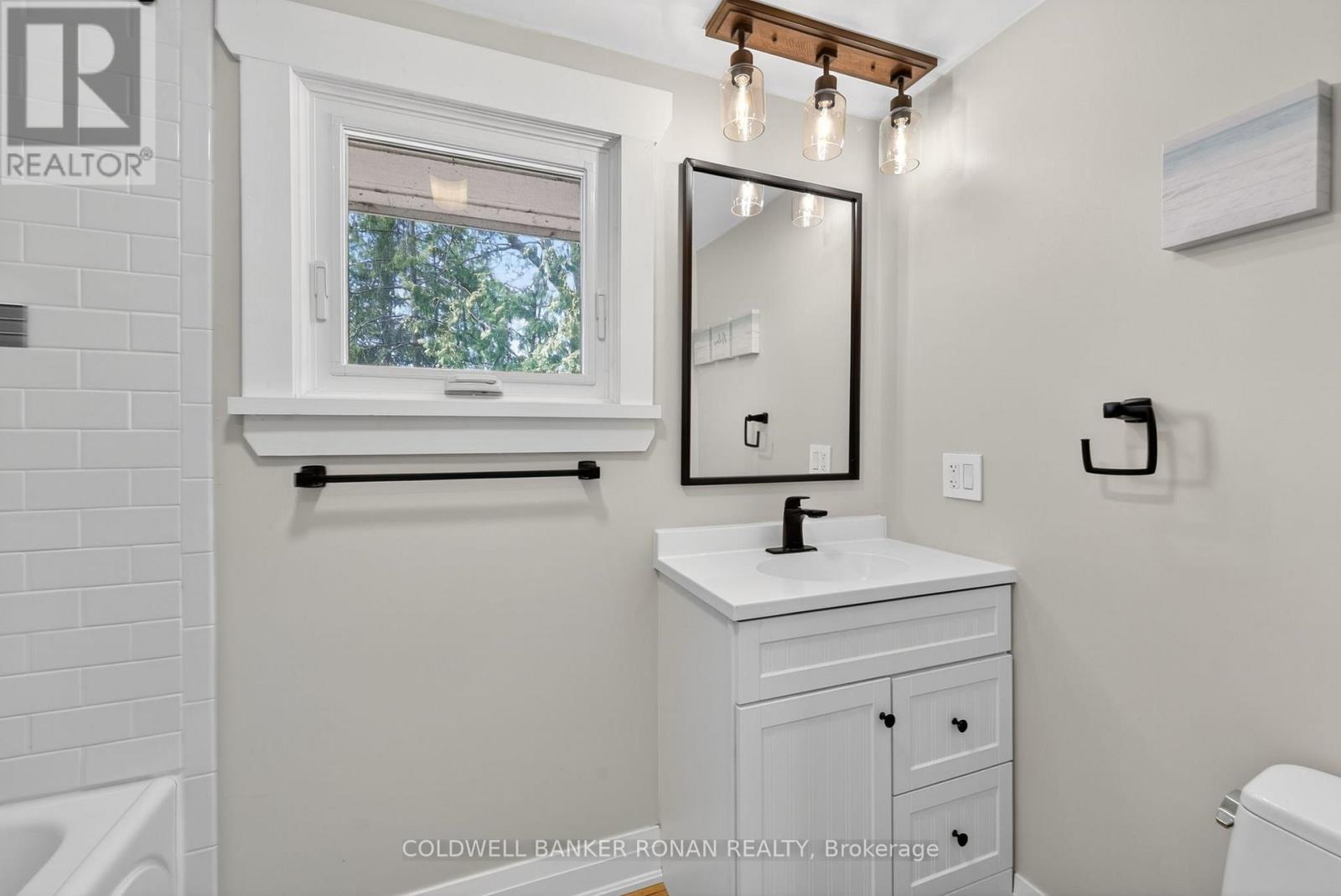 157 WOODLAND DRIVE - 22