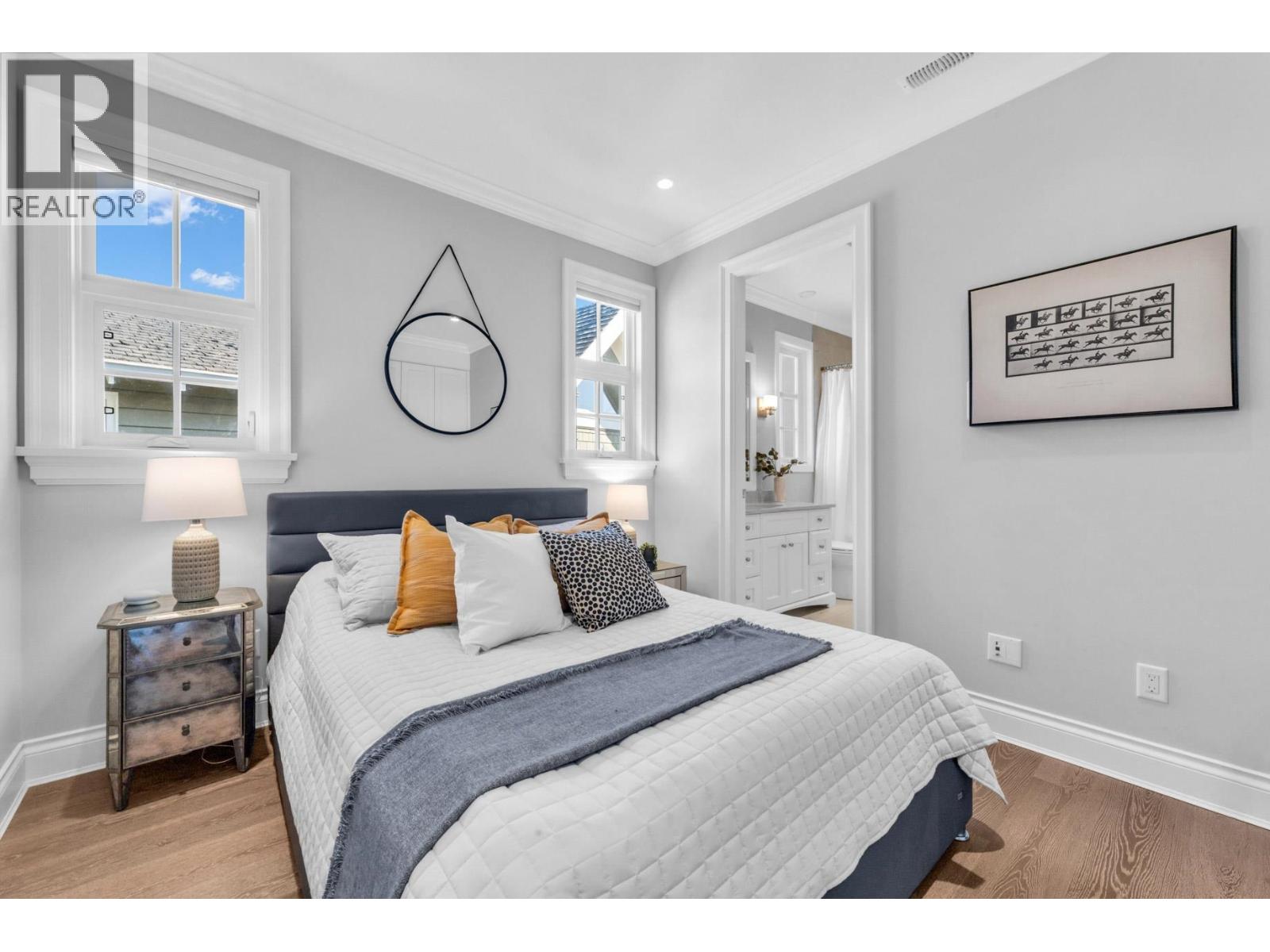 4348 ERWIN DRIVE, West Vancouver