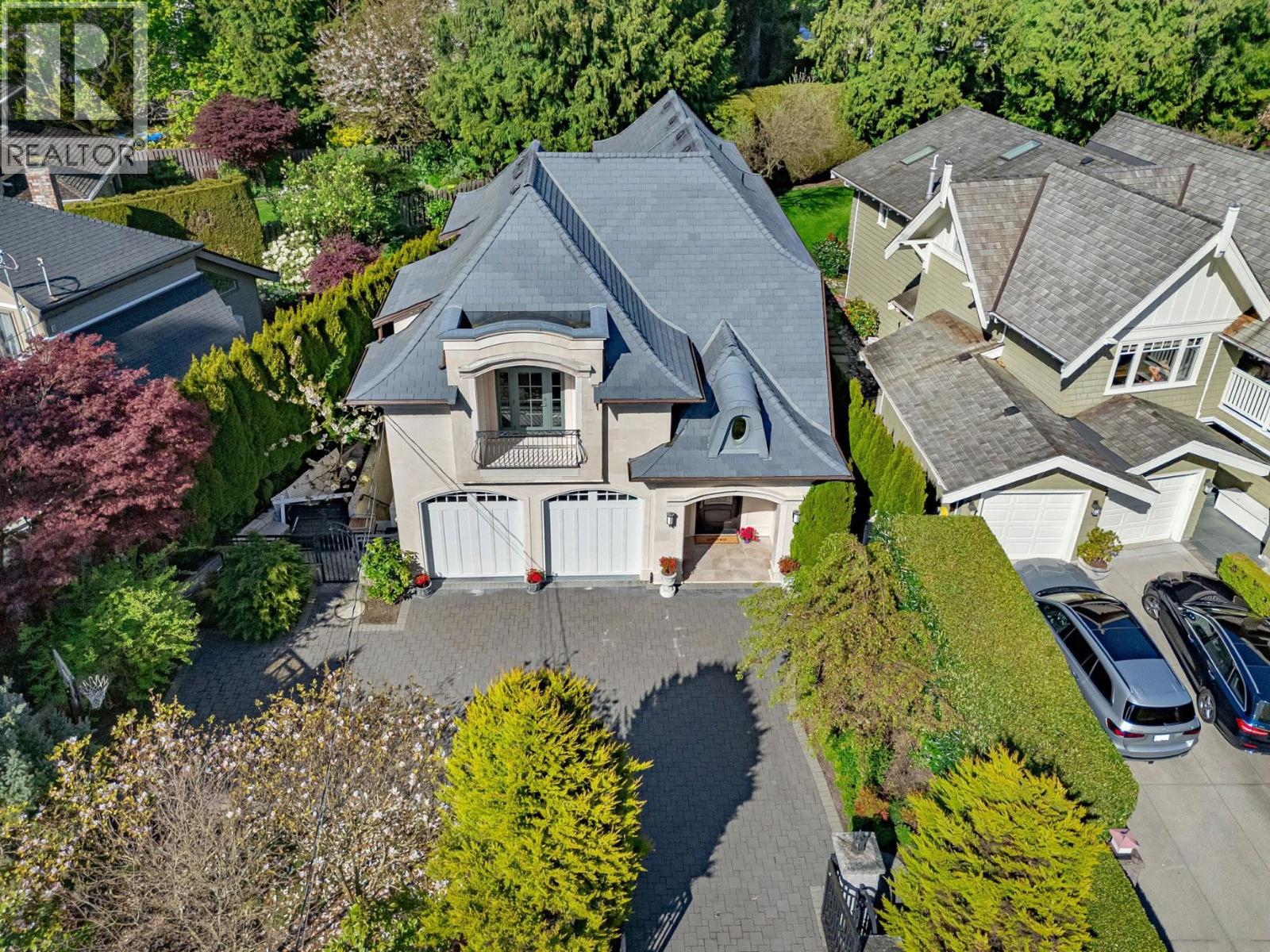 4348 ERWIN DRIVE, West Vancouver