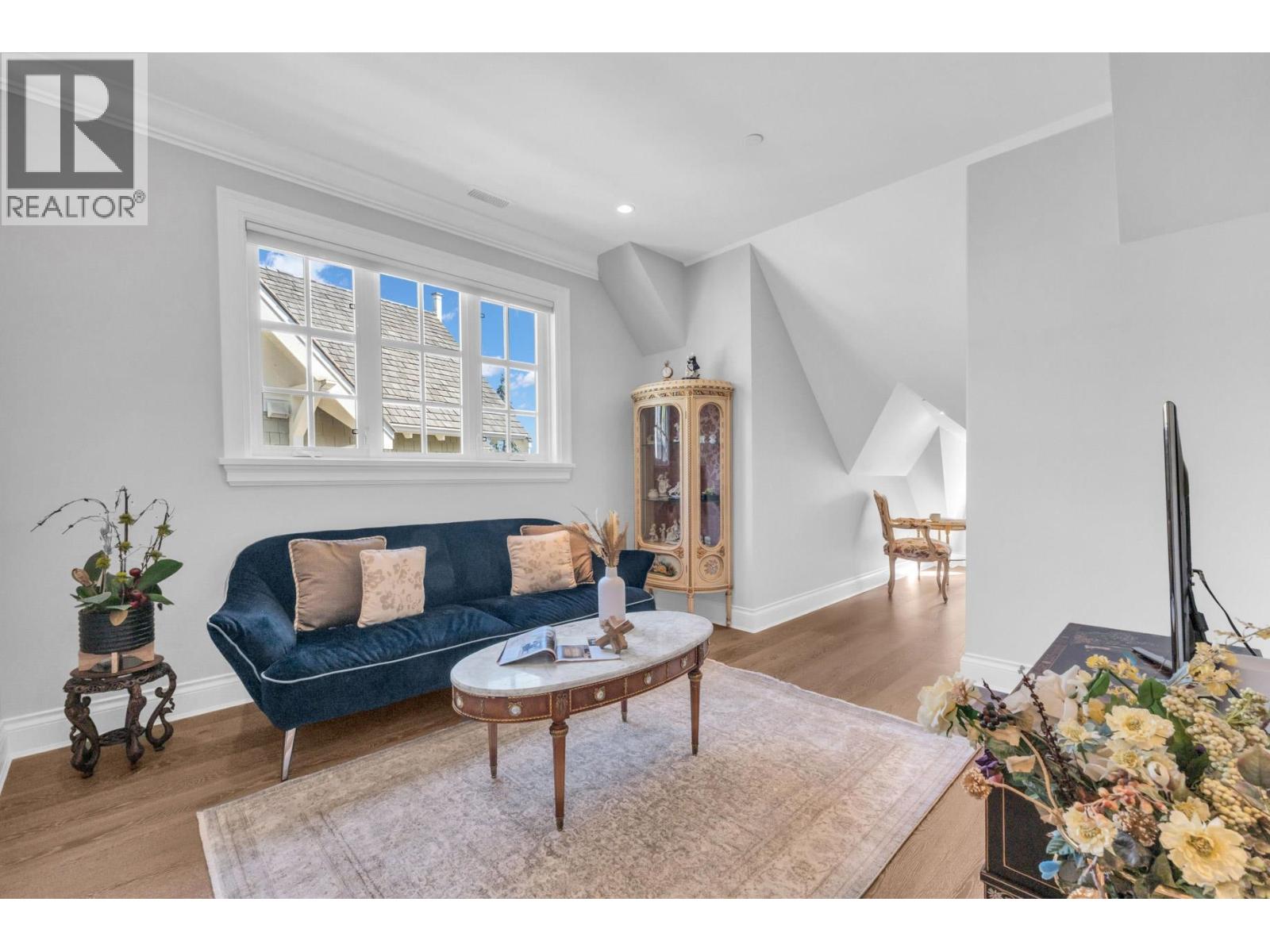 4348 ERWIN DRIVE, West Vancouver