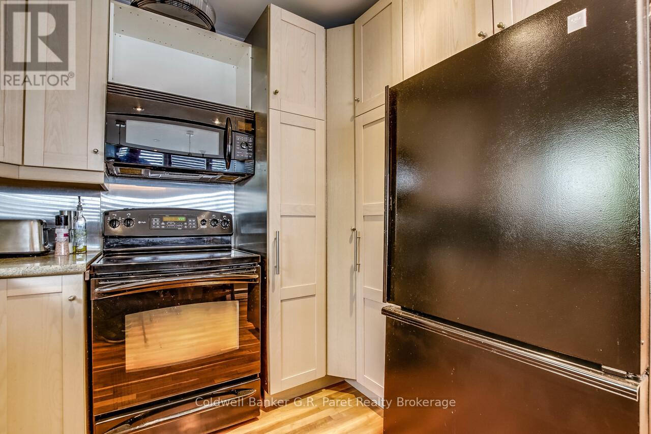 61 BLUEWATER AVENUE - 18