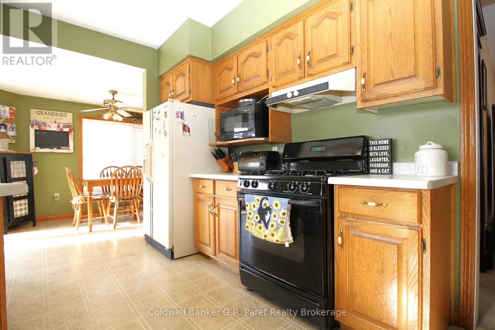 264 JOHN STREET S - 14